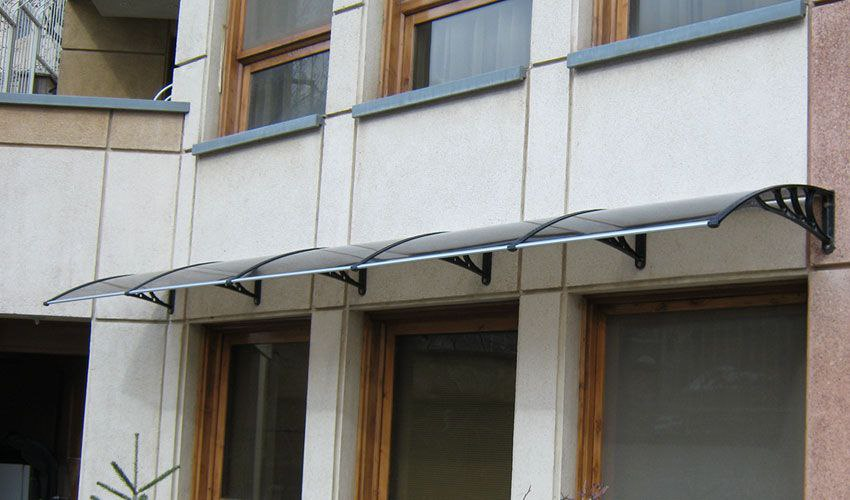 بارانگیر چیست؟ بررسی انواع بارانگیر ساختمان و مزایای آن